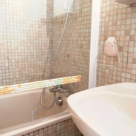 Biarritz, 1 Piece, 2 Personnes - Fr-1-248-18 Appartement Biarritz